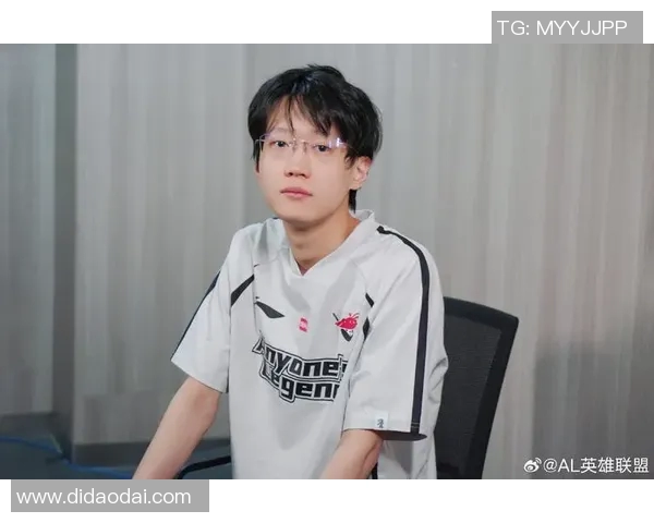 恭喜Scout斩获击杀，LNG女粉为战队加油：下个赛段我们更强！(lng女团)